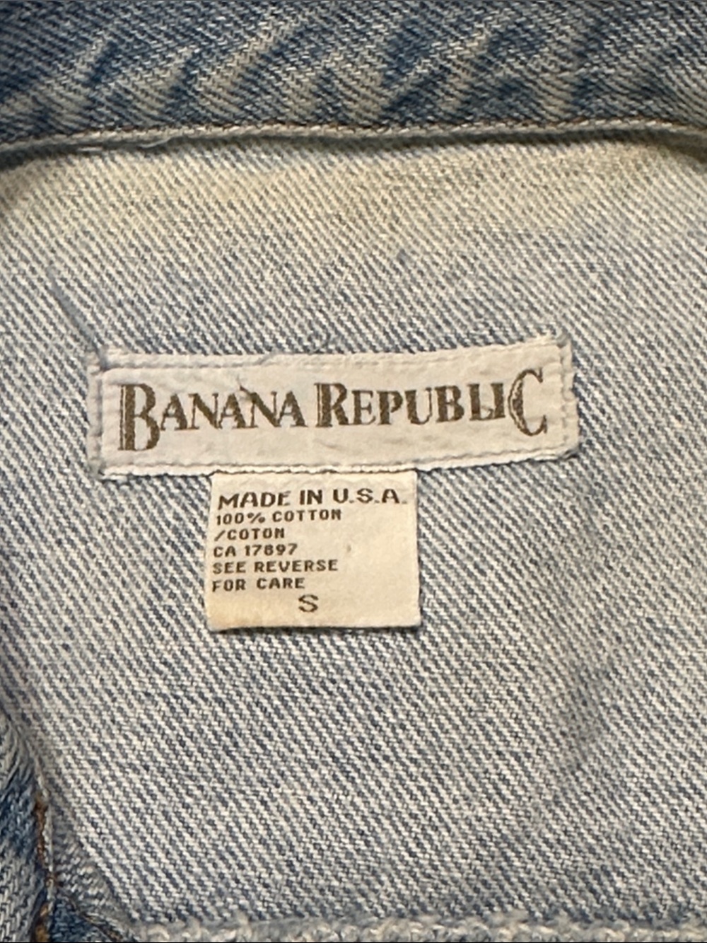 Banana Republic Vintage Light Wash Denim Vest 🔥🔥🔥 - Picture 2 of 6